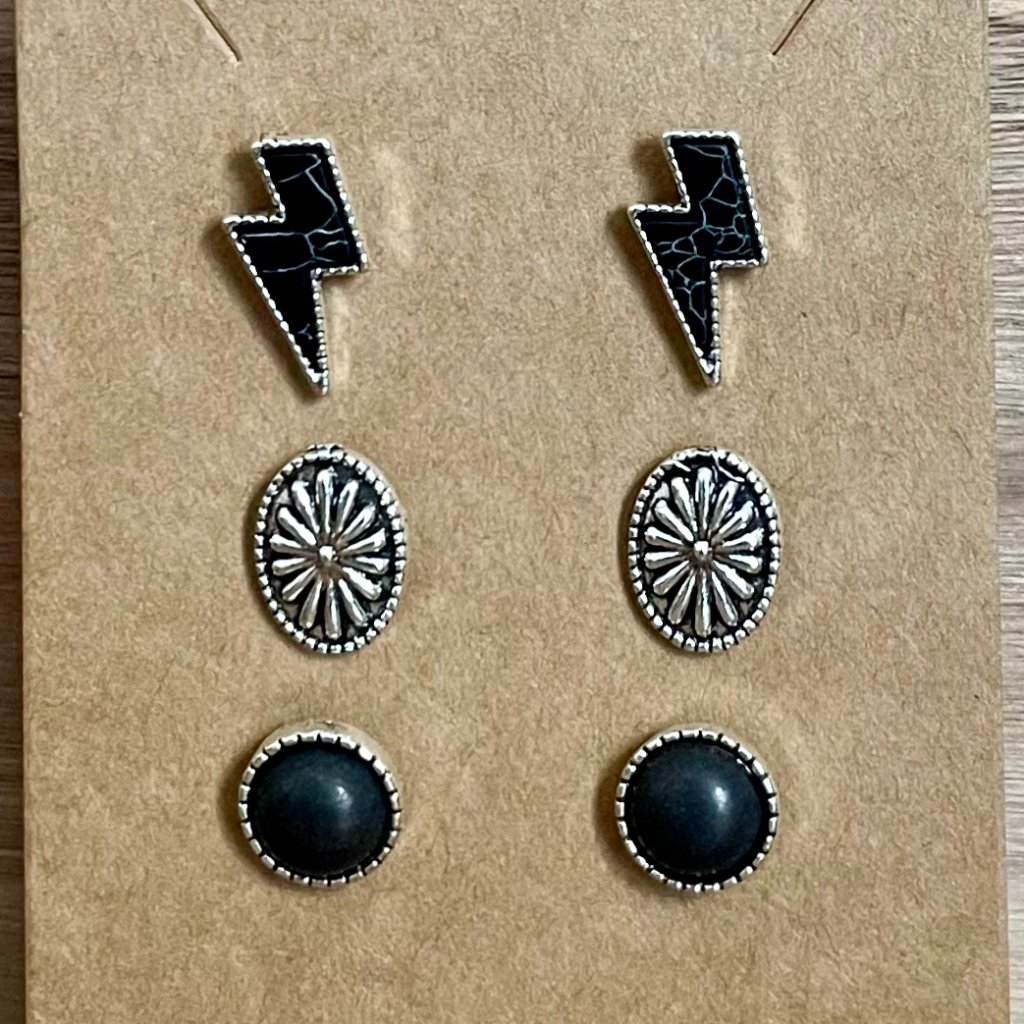 Black Lightning Bolt Earring Set 15$